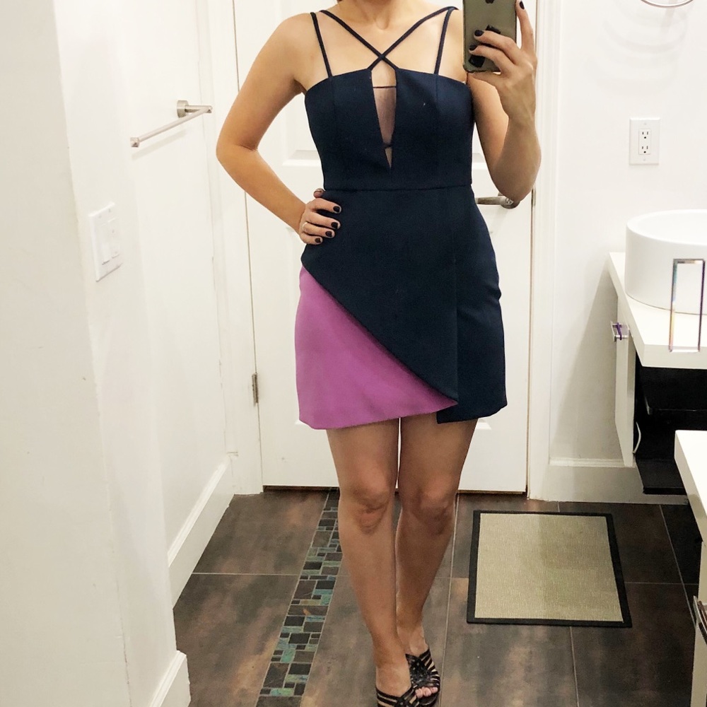 NWOT BCBG Maxazria beautiful dress. Size 2